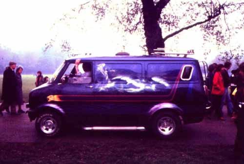 murals on CF Bedford van