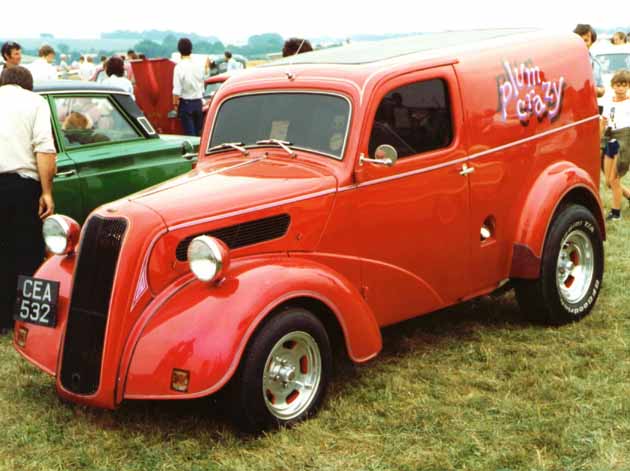 'Plum Crazy' Fordson