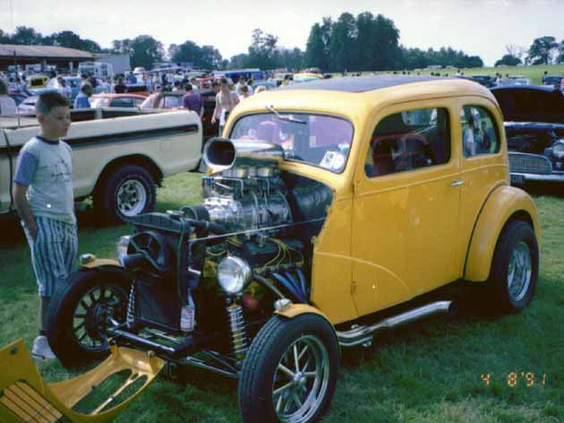 Blown yellow Pop