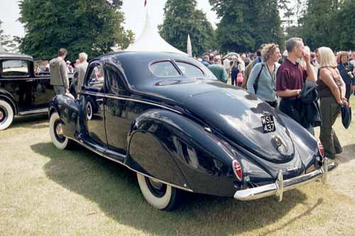 1939 Lincoln Zephyr V12 coupe rear