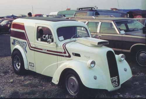 'Mr Torquer' Fordson van